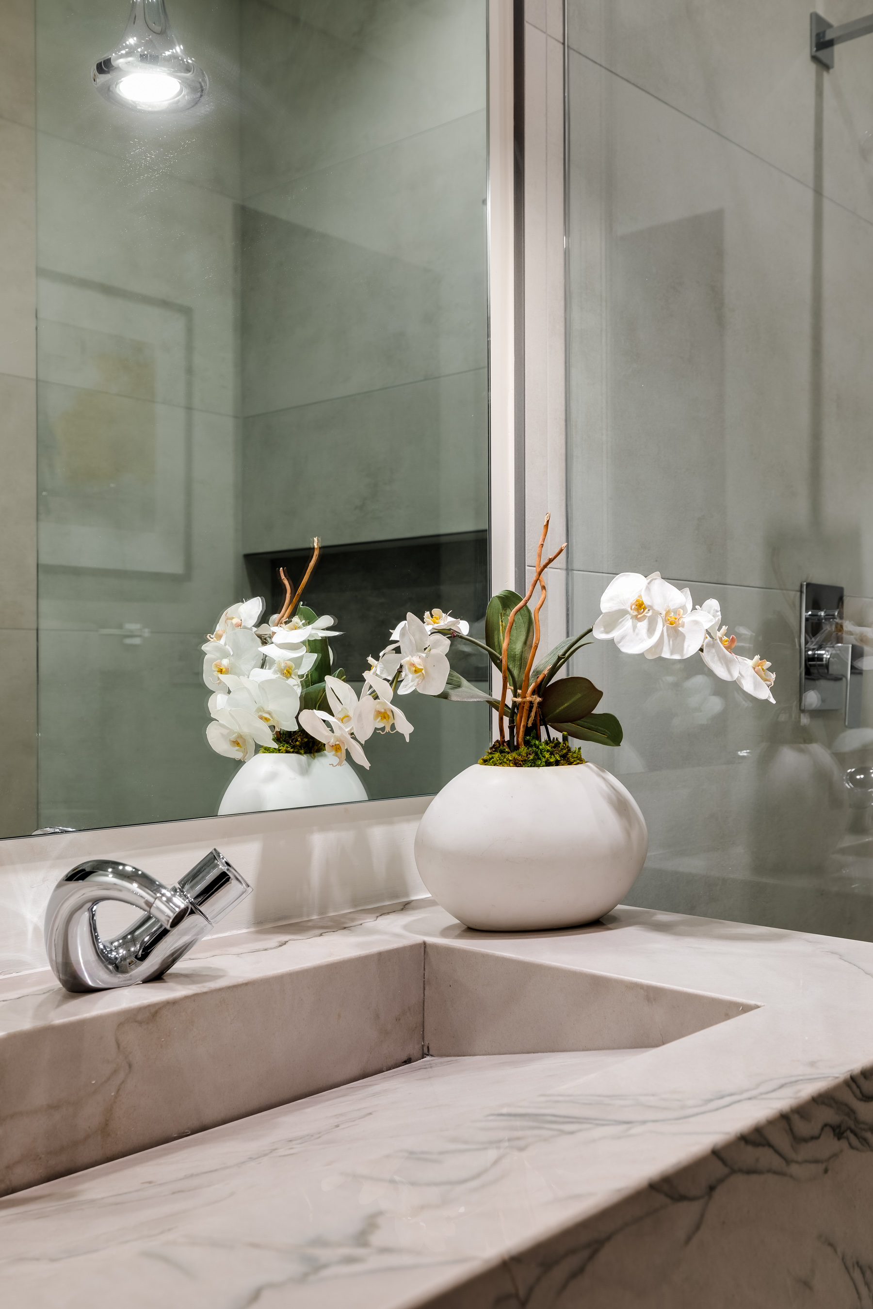 Tarzana, CA New Construction Estate Bathroom Design