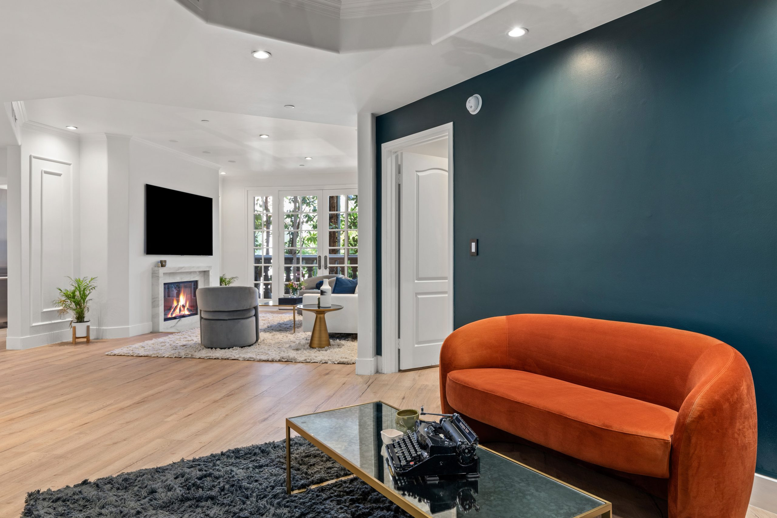 Beverly Hills Remodel Lounge Design
