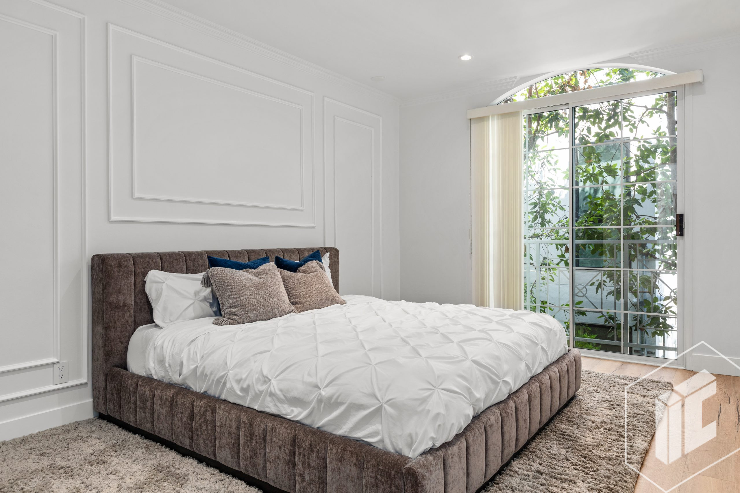 Beverly Hills Remodel Master Bedroom Design