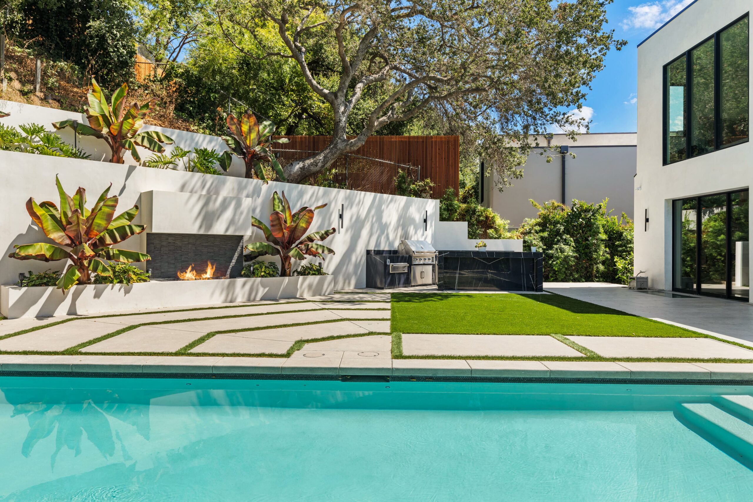 Living Room Design | Brentwood Contemporary Residence | Brentwood, CA