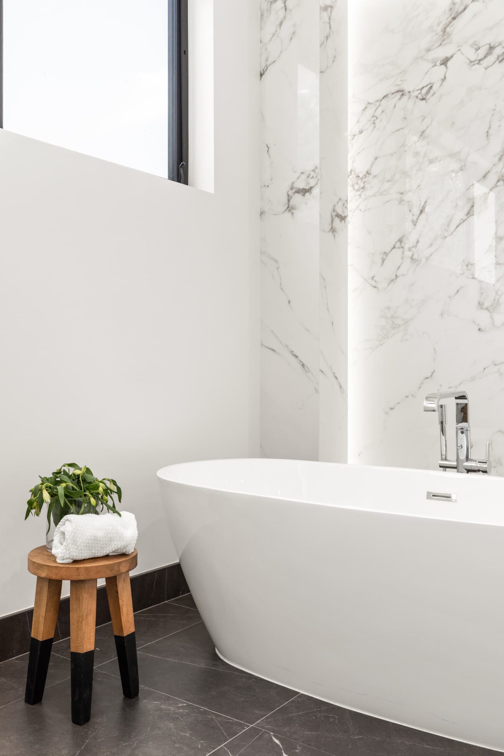 Bathroom Design | Brentwood Contemporary Residence | Brentwood, CA