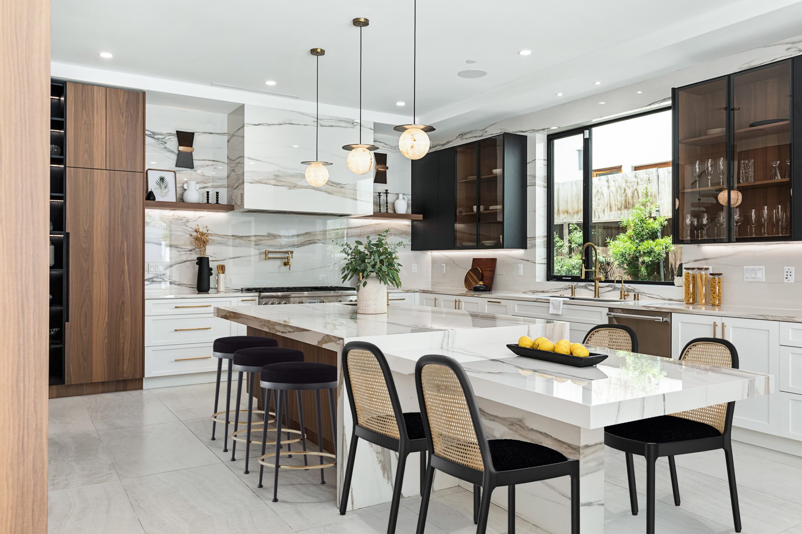 Kitchen Design | Brentwood Contemporary Residence | Brentwood, CA