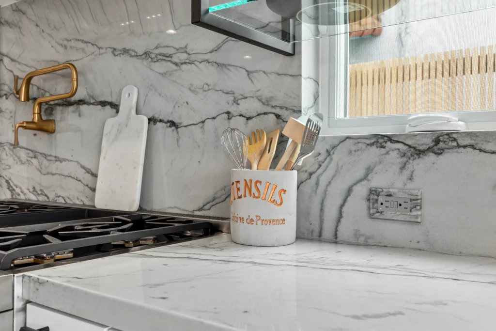 The Ultimate Kitchen Design Guide: Do’s and Don’ts for Creating a Functional and Stylish Space