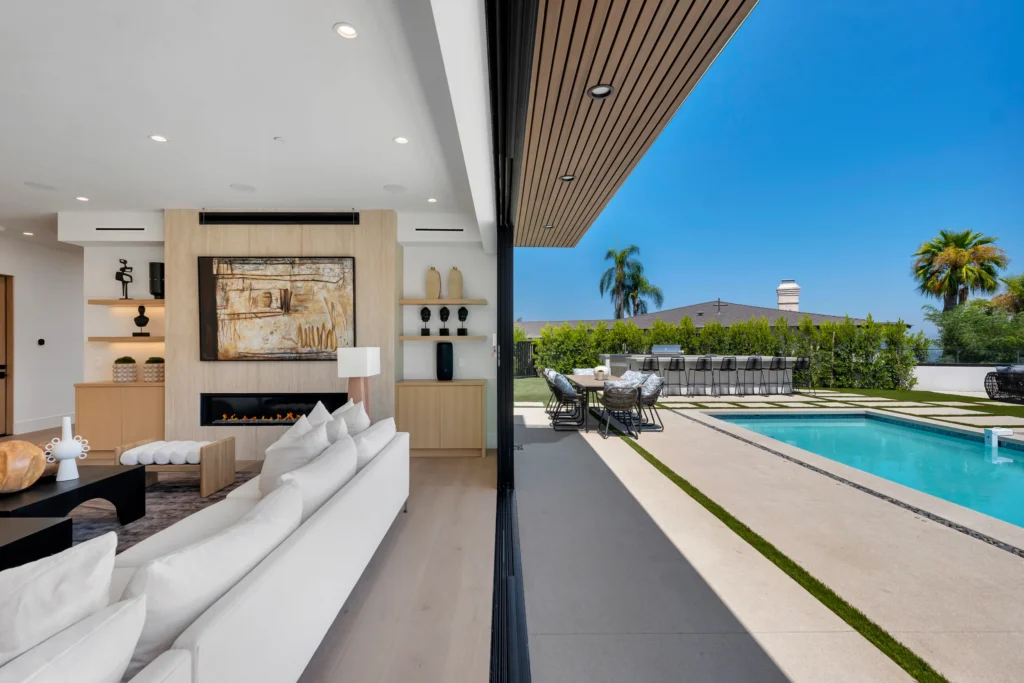 Revolutionize Your Space: The Top 5 Gadgets for Home Remodels and New Constructions in 2024