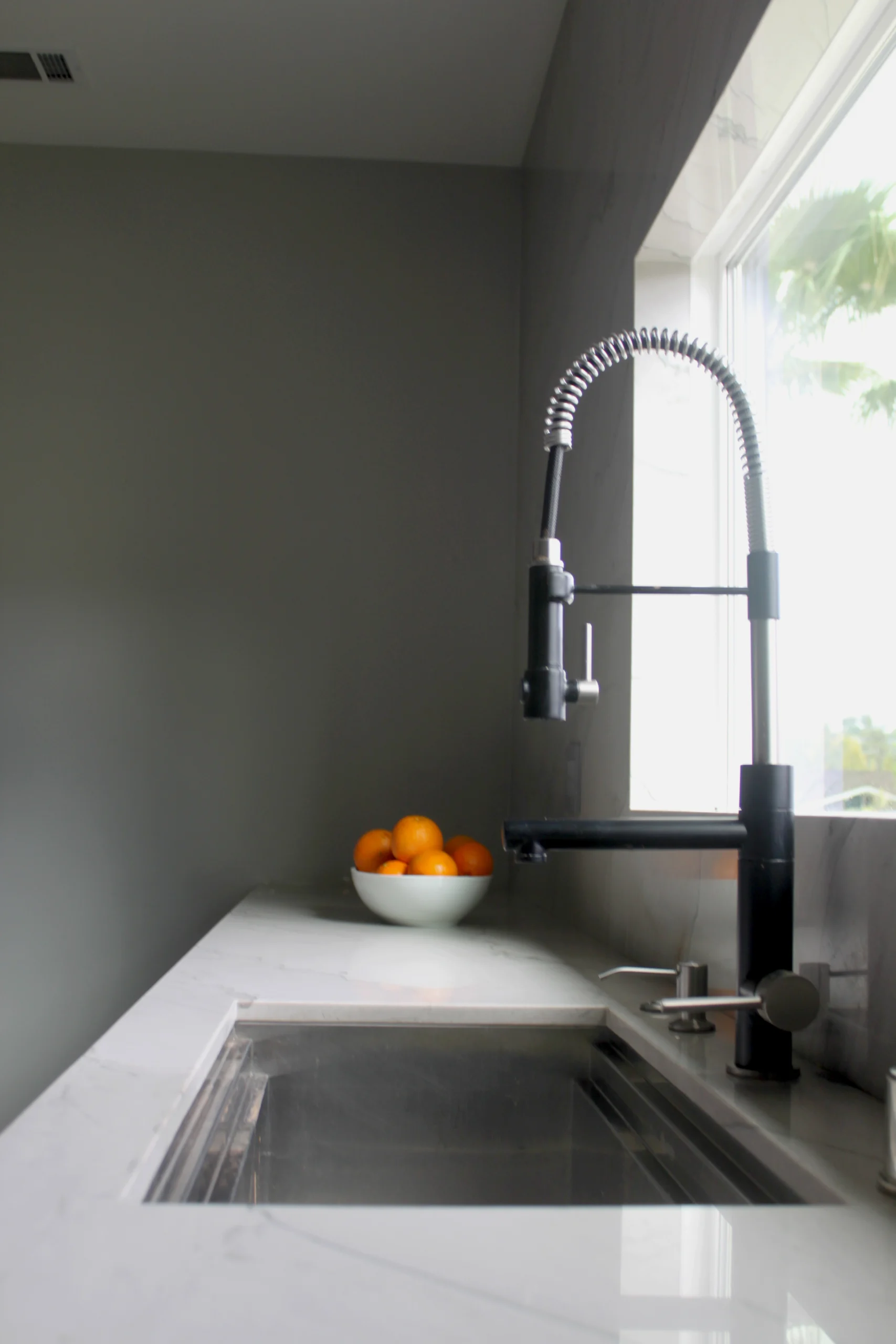 Kitchen Undermount Sink Faucet Detail, Interior Conception