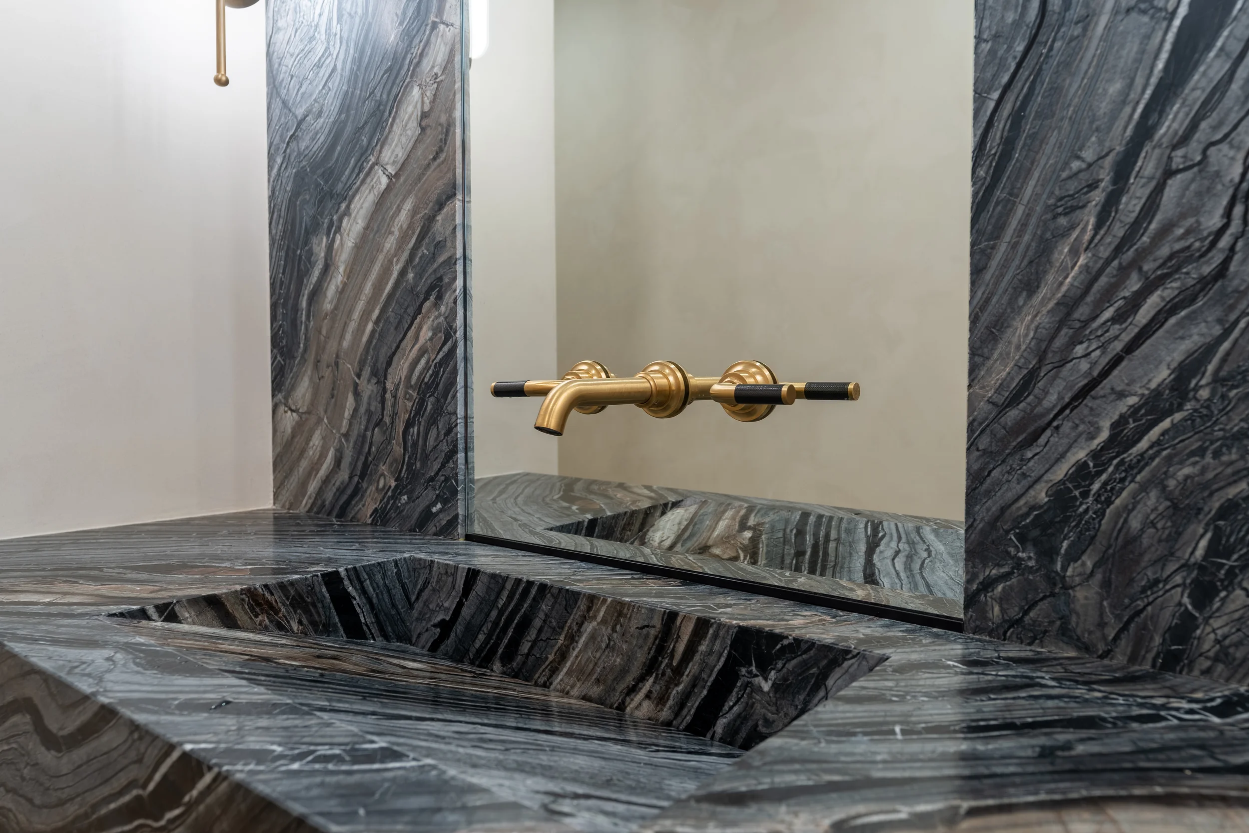 Powder Room Stone Vanity Brass Faucet, Sherman Oaks Interior Design, Interior Conception