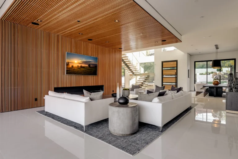 Flexible and Multifunctional Spaces in Los Angeles