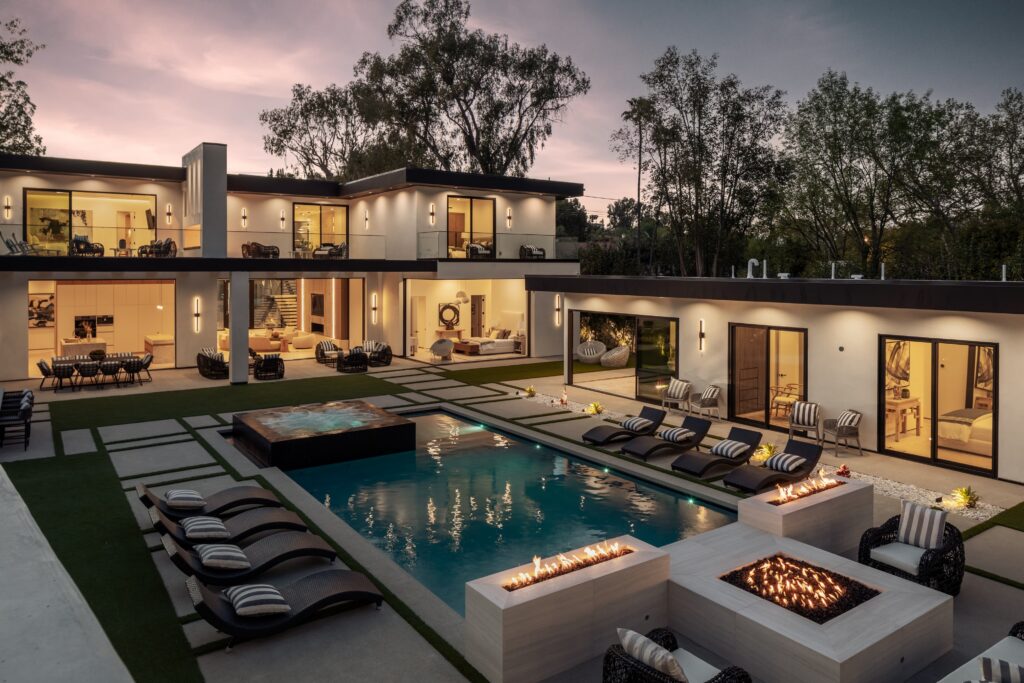 Luxury Modern Estate